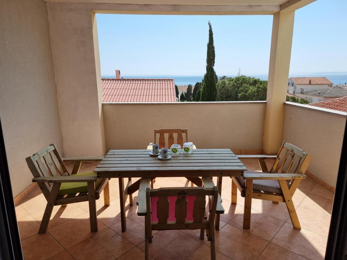 Apartment Wallot Novalja Εξωτερικό φωτογραφία