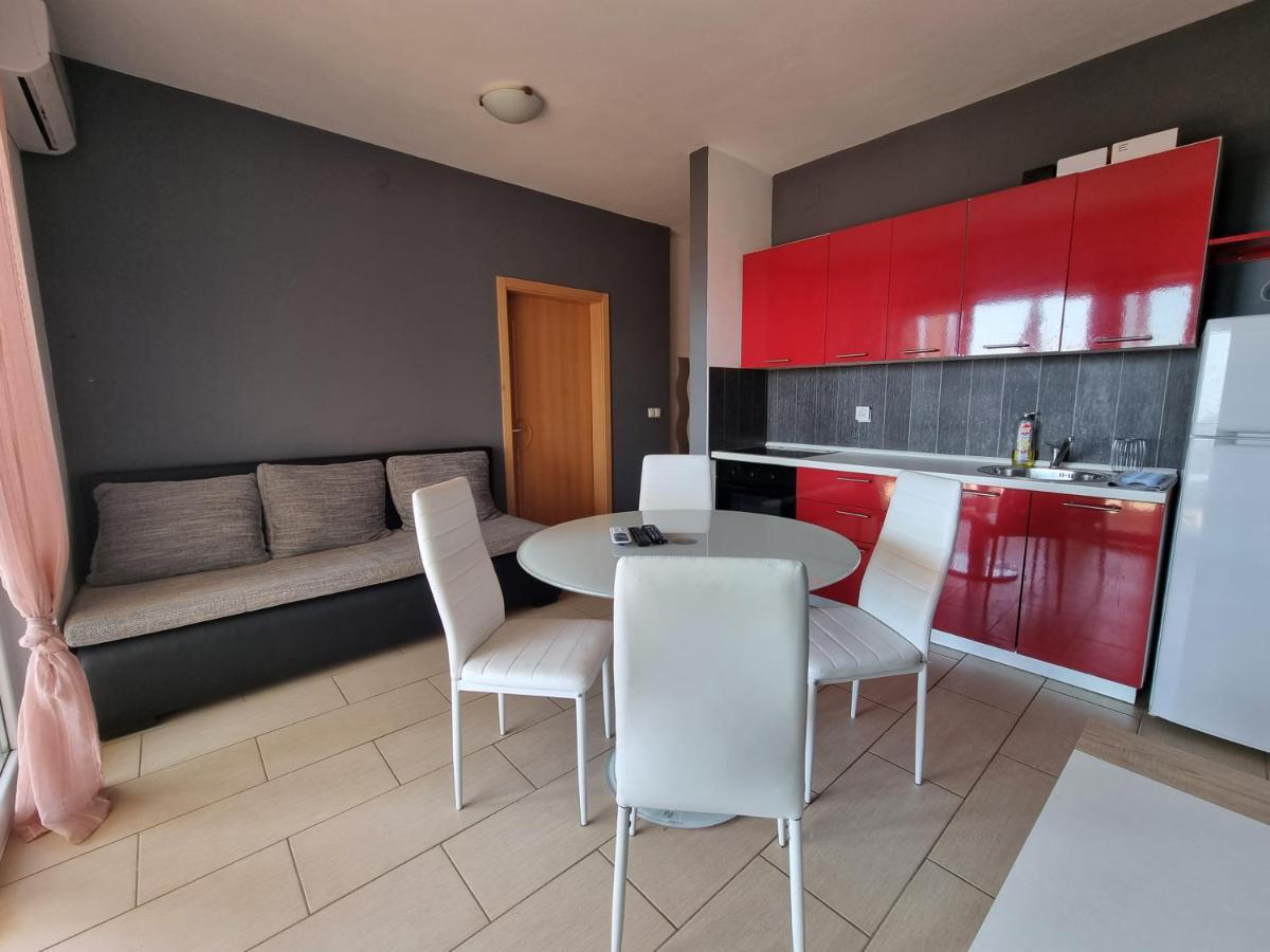 Apartment Wallot Novalja Εξωτερικό φωτογραφία