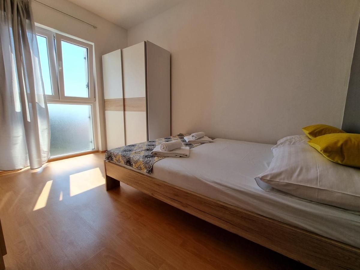Apartment Wallot Novalja Εξωτερικό φωτογραφία