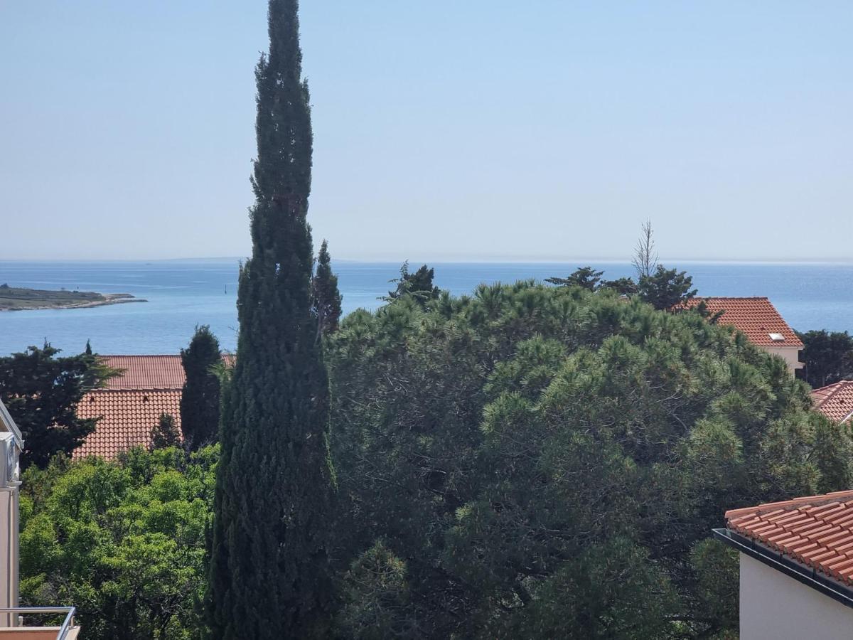 Apartment Wallot Novalja Εξωτερικό φωτογραφία
